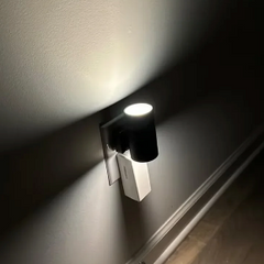 LED stekkerlamp dimbaar met schemersensor, warm licht - foto 4