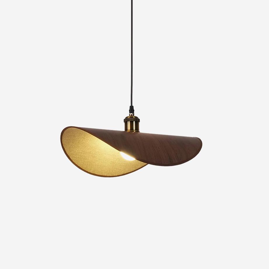 Hanglamp met linnen kap en houten details