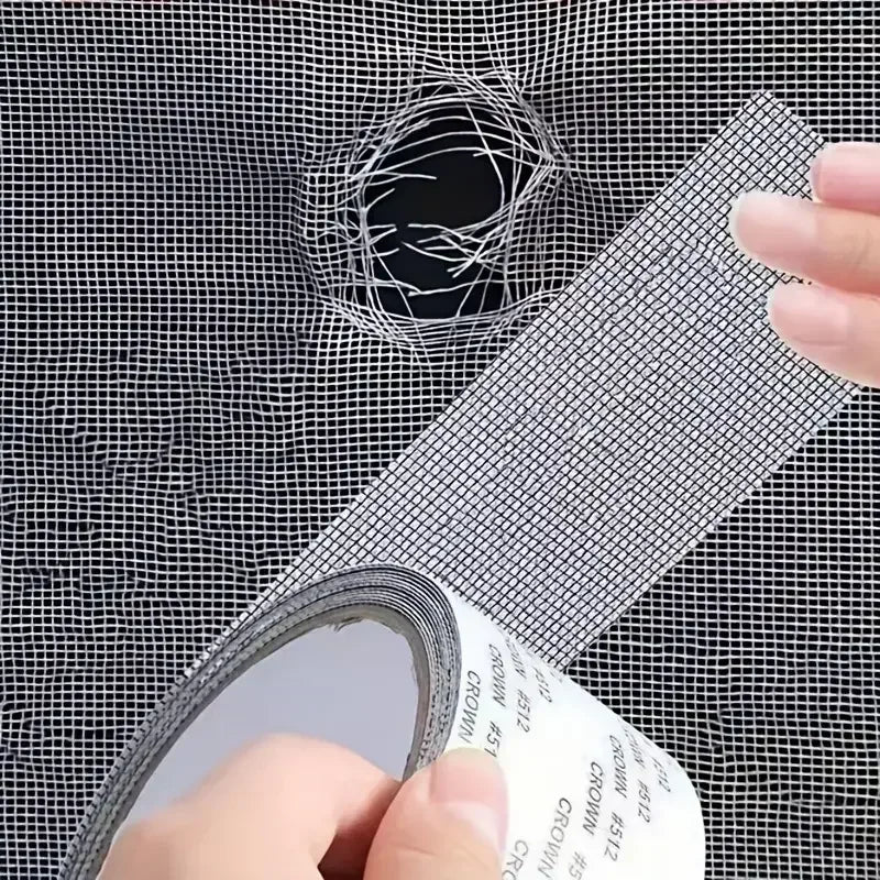 Zelfklevende reparatietape voor een hor