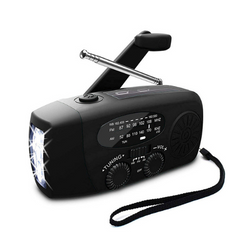 Rode noodradio met slinger en zonnepaneel