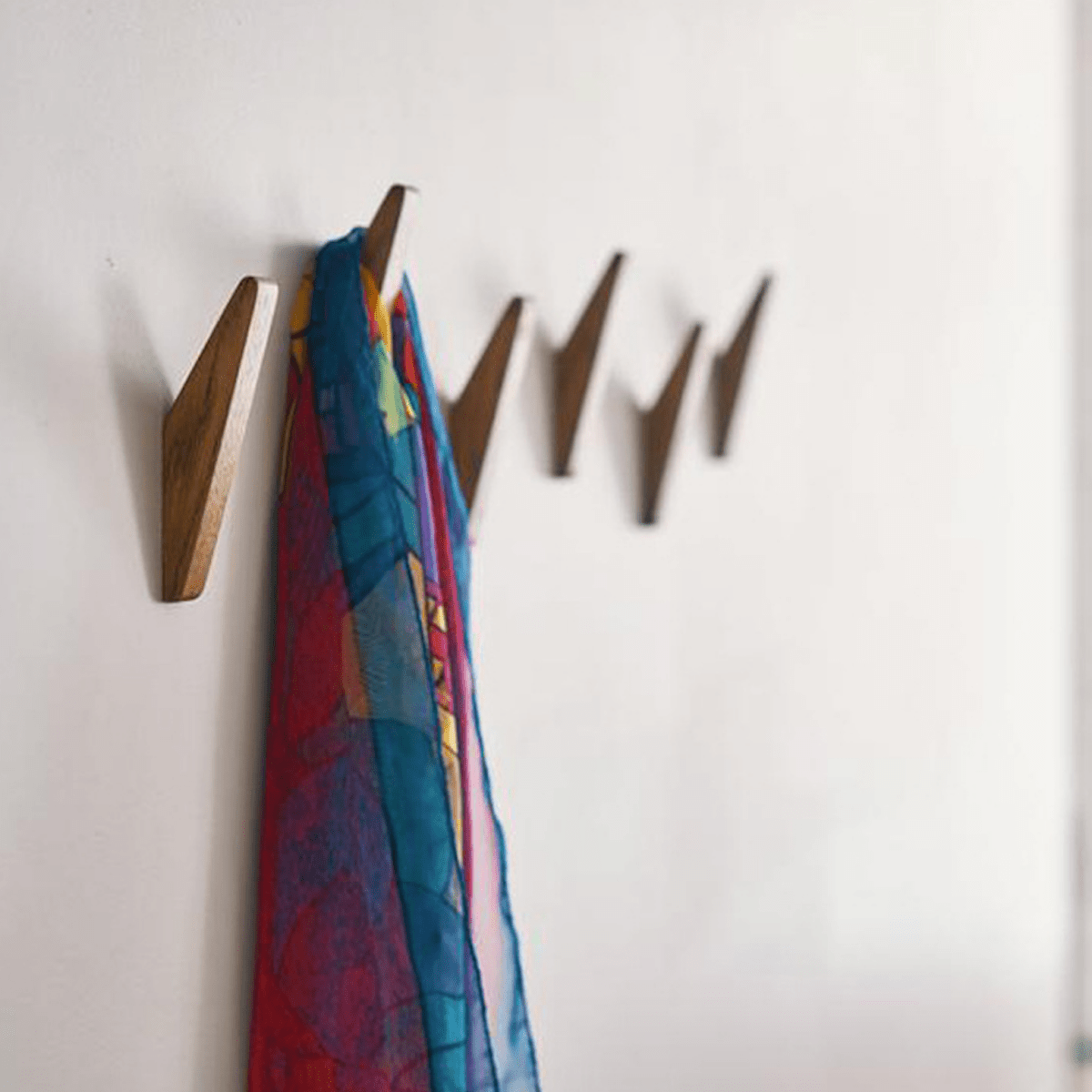 Houten wandhaak tweekleurig - foto 6